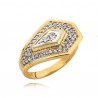 Złoty pierścionek orginalnie zdobiony cyrkoniami