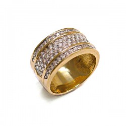 Złoty pierścionek w formie obrączki